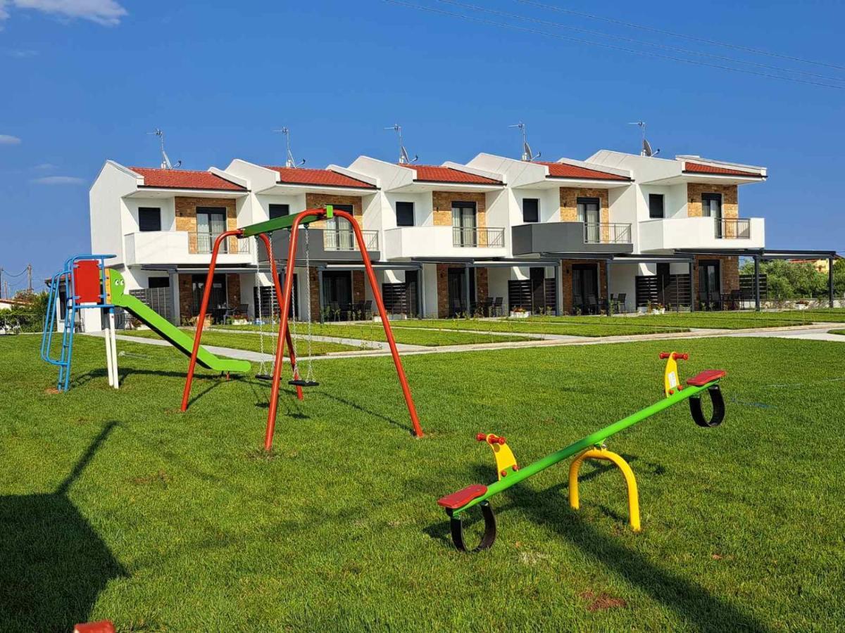 Chryssis Village By Travel Pro Services - Nea Potidaia Halkidiki Nea Poteidaia Exteriör bild